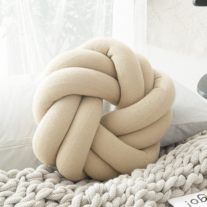 Knot Round Cushion | Bowlift