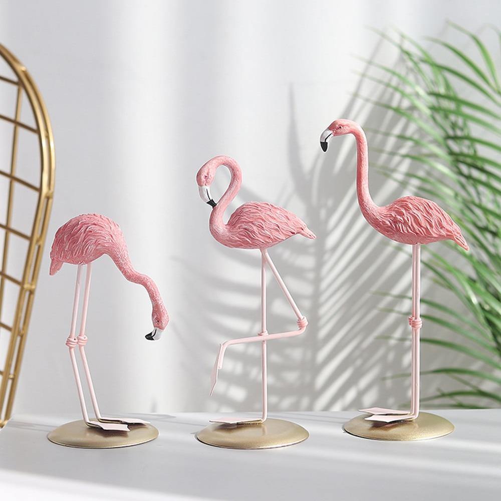 FlamingoGrace Elegant Flamingo Harbor Statue Bowlift