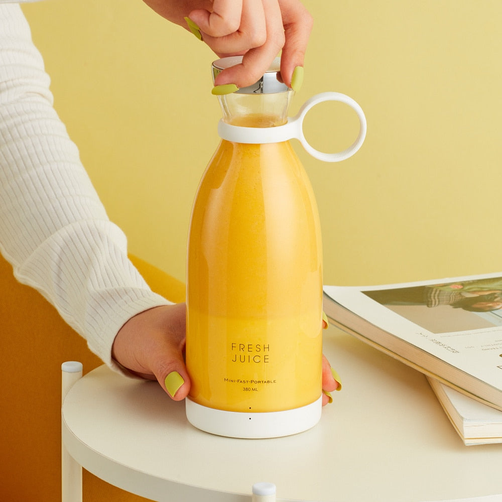 BowLift | Elegant Mini Portable Fruit Juicer Blender