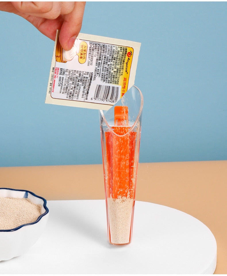 BowLift | Adjustable Measuring Cup Sealing Clip