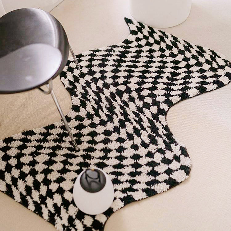 Wavy Checkerboard Mini Rug | Bowlift