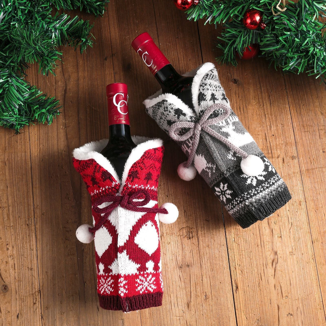BowLift | Knitted Christmas Bottle Cover