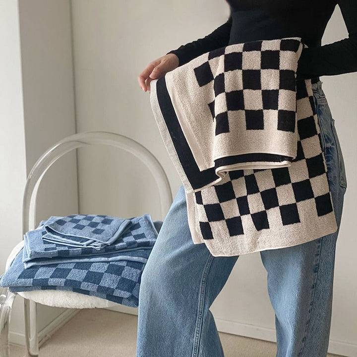 Checkerboard Towels | Bowlift