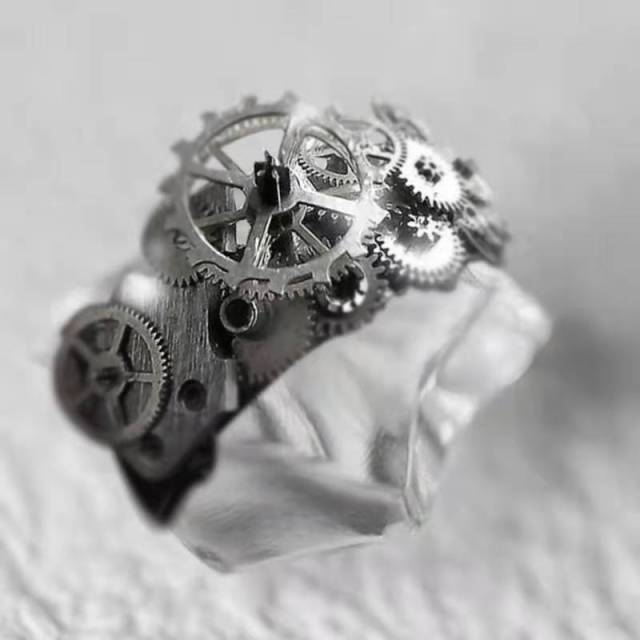 BowLift | Creative Gold Plated Mechanical Unisex Ring