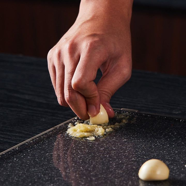 BowLift | Multifunctional Sharpener Cutting Board