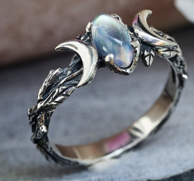 BowLift | Metal Moon Pattern Natural Stone Vintage Carved Rings