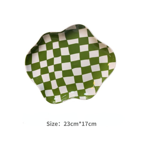 Wavy Edge Checkerboard Tray - Black, Green | Bowlift