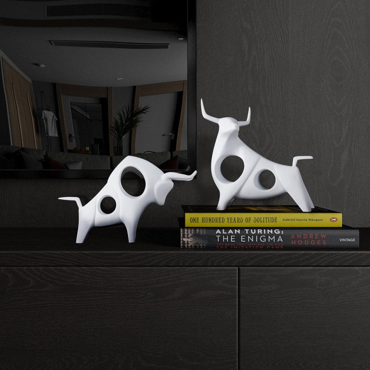 Nordic Style Bull Sculpture Home Decor | Bowlift