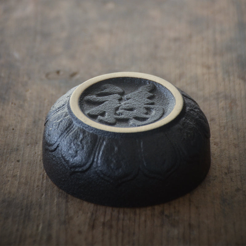 BowLift | Elegant Ceramic Vintage Travel Teapot