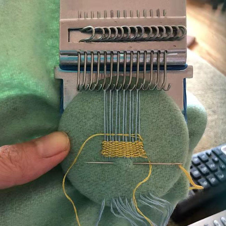 BowLift | Hand Knitting DIY Small Weaving Loom Kit