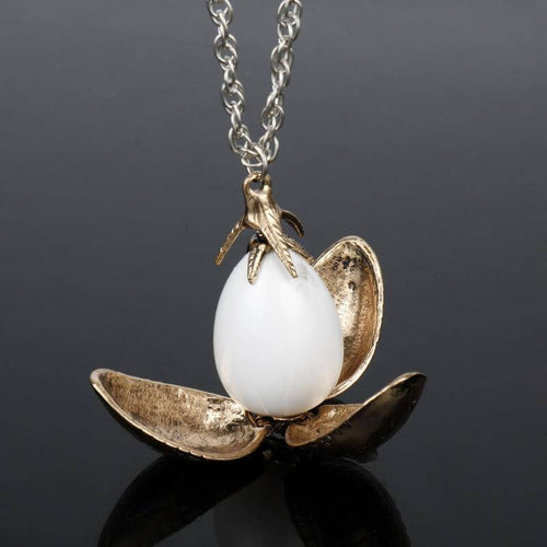 BowLift | Fire Dragon Egg Necklace