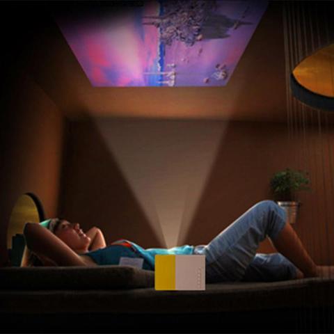 Projectable - LED Pocket-size HD Projector | Bowlift
