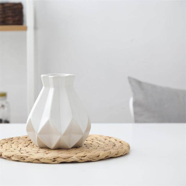 BowLift | Modern Europe Brief Matt Diamond Porcelain Ceramic Vase
