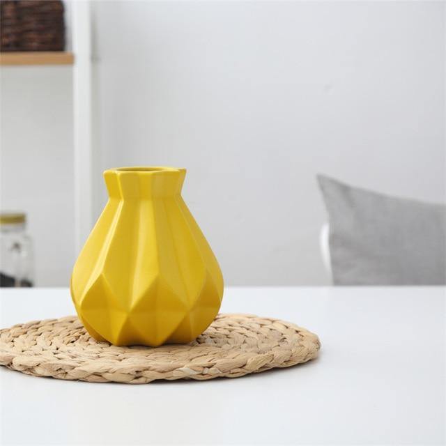 BowLift | Modern Europe Brief Matt Diamond Porcelain Ceramic Vase
