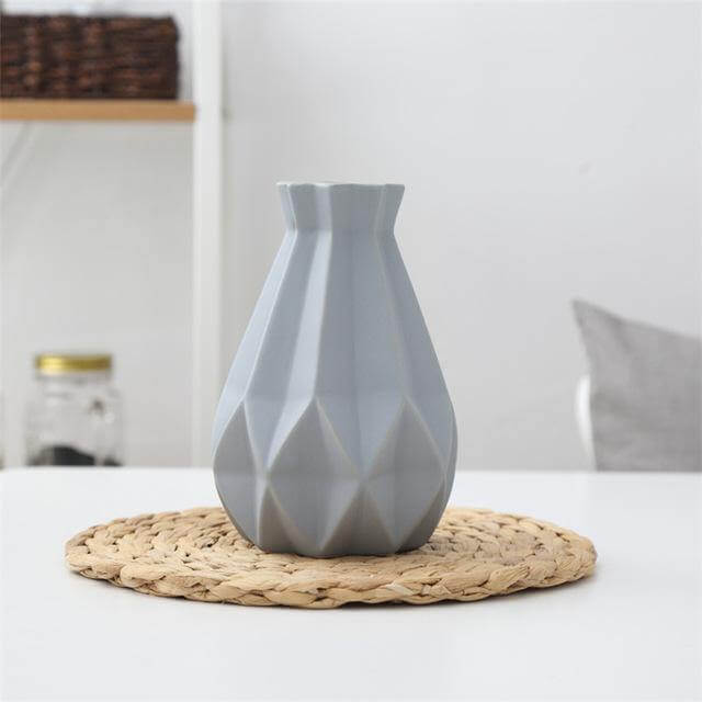 BowLift | Modern Europe Brief Matt Diamond Porcelain Ceramic Vase