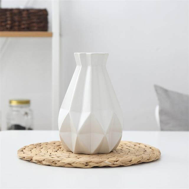 BowLift | Modern Europe Brief Matt Diamond Porcelain Ceramic Vase