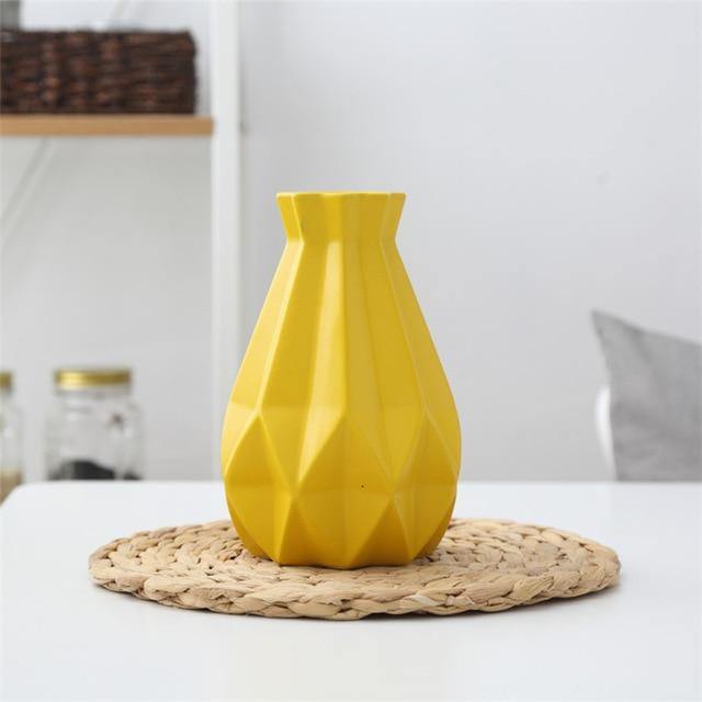 BowLift | Modern Europe Brief Matt Diamond Porcelain Ceramic Vase