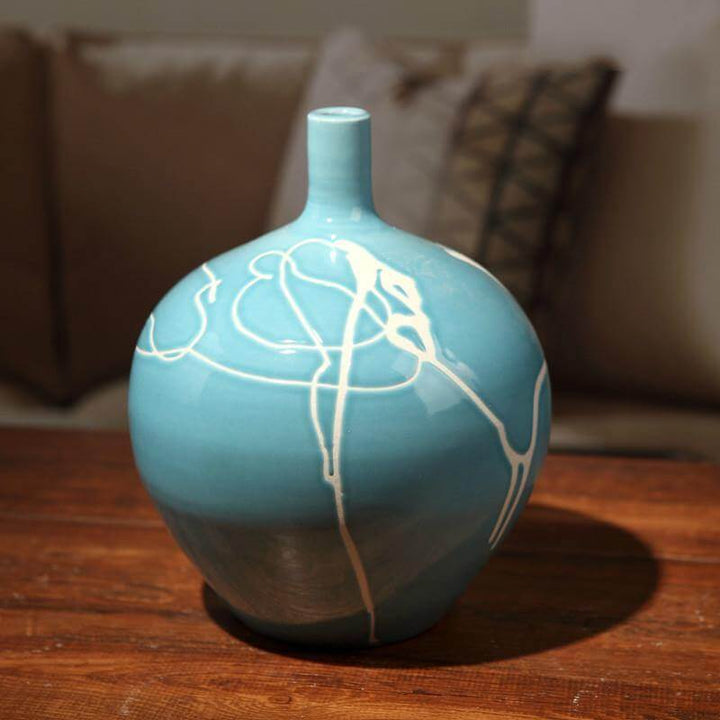 BowLift | Creative Design Modern White Cream Blue Ceramic Vase