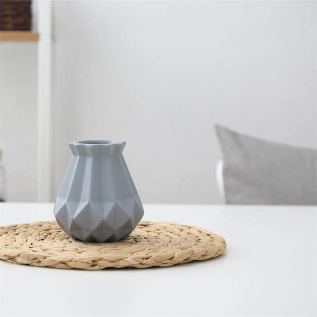 BowLift | Modern Europe Brief Matt Diamond Porcelain Ceramic Vase