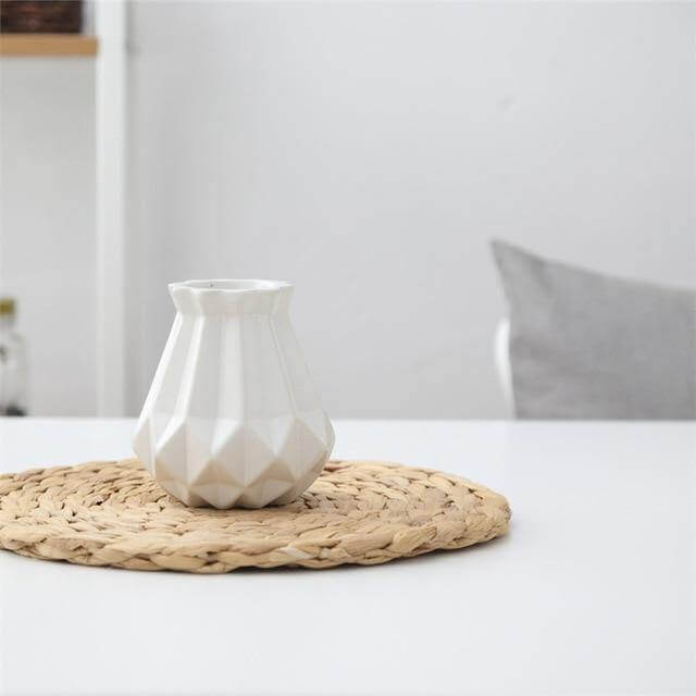 BowLift | Modern Europe Brief Matt Diamond Porcelain Ceramic Vase