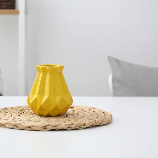 BowLift | Modern Europe Brief Matt Diamond Porcelain Ceramic Vase