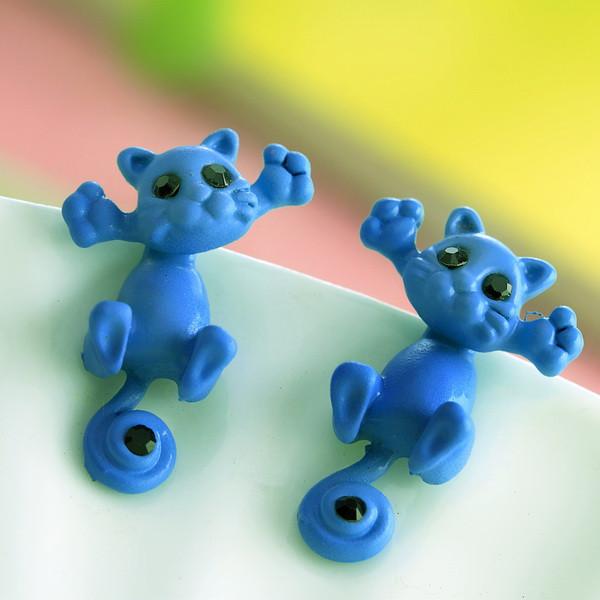 Bijoux Cat Earrings - Stud | Bowlift