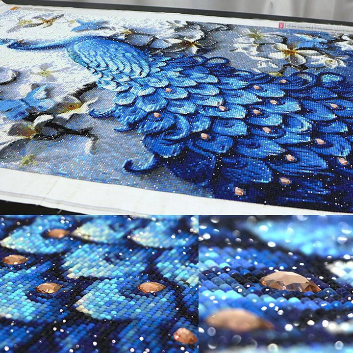 Extravagant Peacock - GemPaint Kit | Bowlift