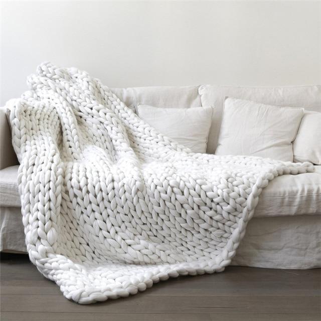 BowLift | Handmade Chunky Knit Blanket Comfy & Warm -  80 x100 cm