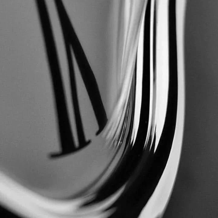 BowLift | Cali - Surrealistic dripping wall clock