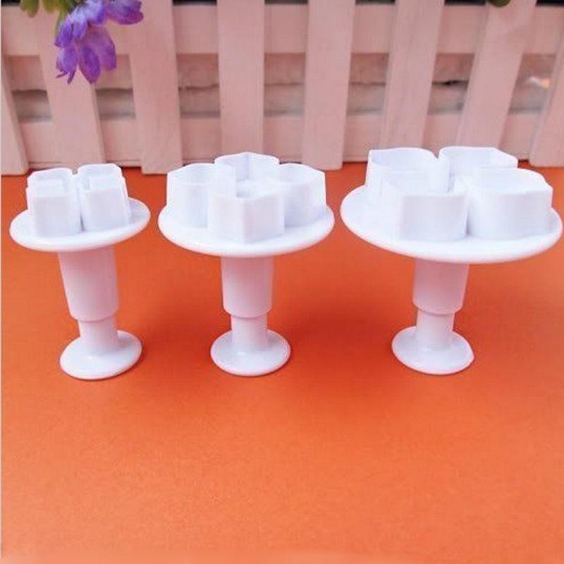 3 Piece Set - Flower Shape Pastry Decorating Tools | Bowlift