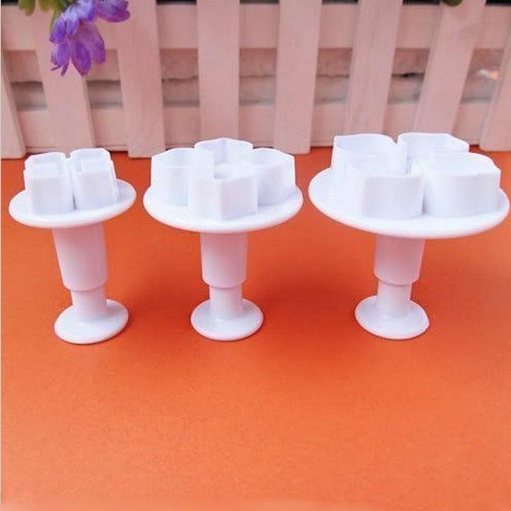 3 Piece Set - Flower Shape Pastry Decorating Tools | Bowlift
