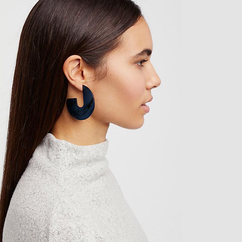 Nora - Flat Semi Hoop Earrings | Bowlift