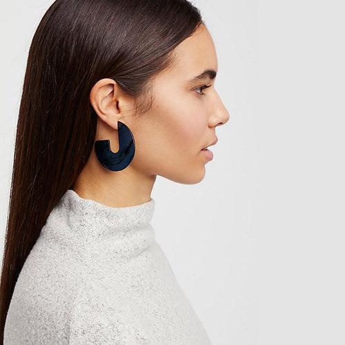 Nora - Flat Semi Hoop Earrings | Bowlift