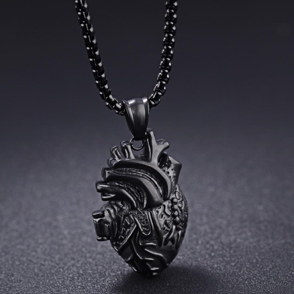 3D Anatomically Correct Heart Charm Necklace | Bowlift