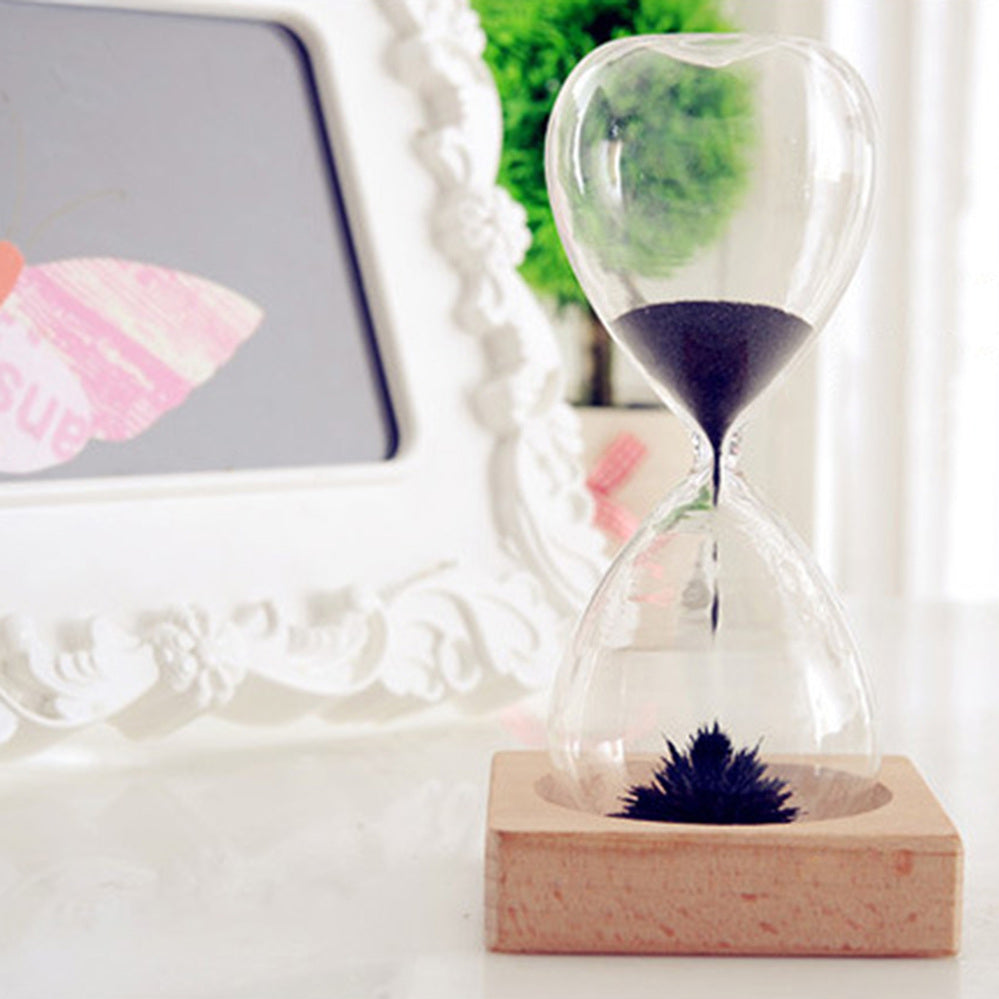 Creative Magnetic Sand Hourglass | Bowlift