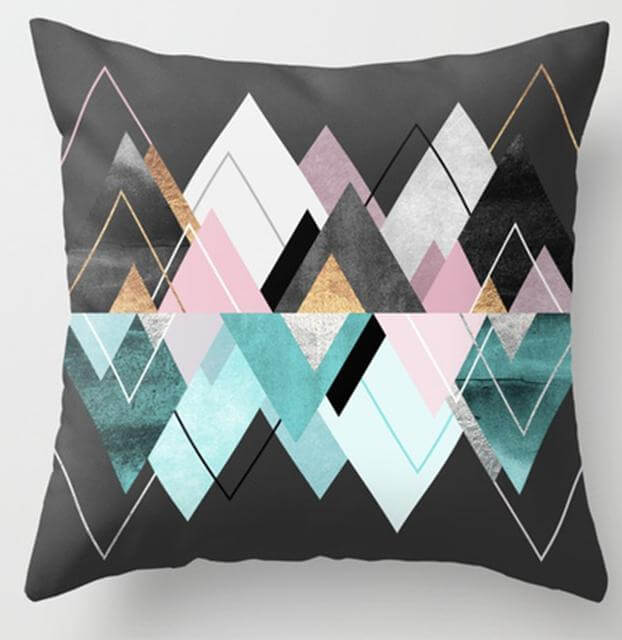 BowLift | Irregular Triangle Pattern Pillow Cases
