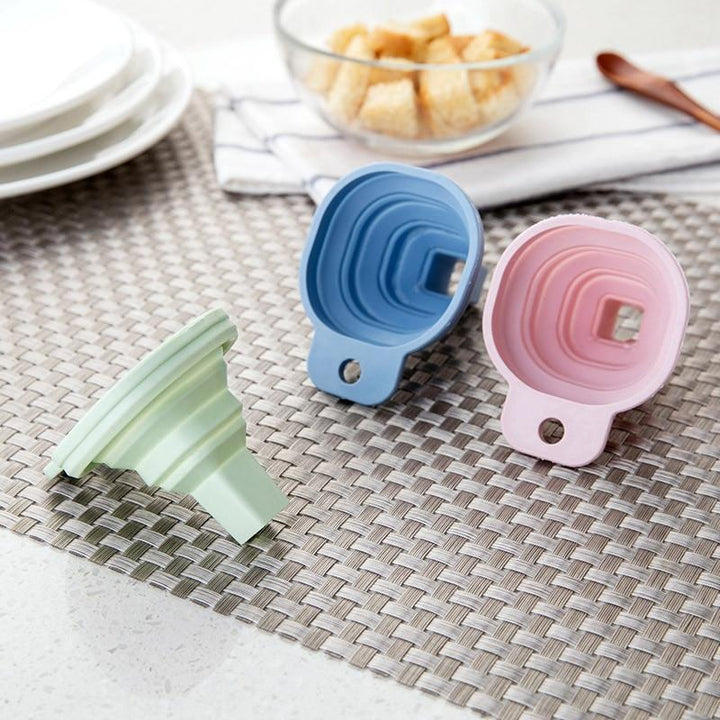 Coli - Collapsible Silicone Funnel | Bowlift