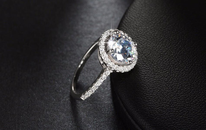 Circular Crystal Rim 1.4ct CZ Ring | Bowlift