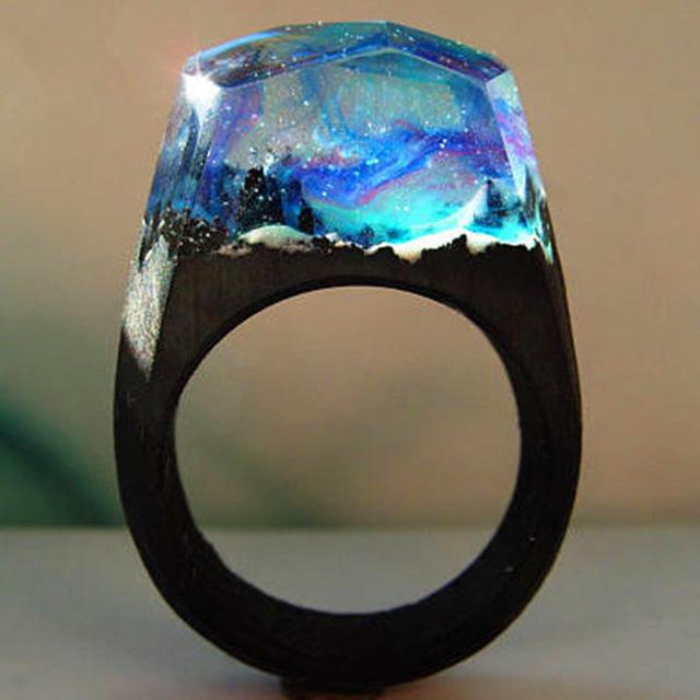 Quanta - Northern Lights Resin Ring | Bowlift