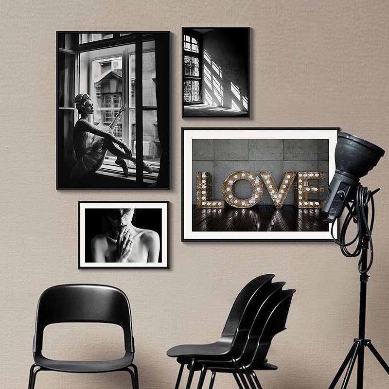 Nordic Scandinavia Interior Designs Love Print Girl - Canvas Wall Art Painting | Bowlift