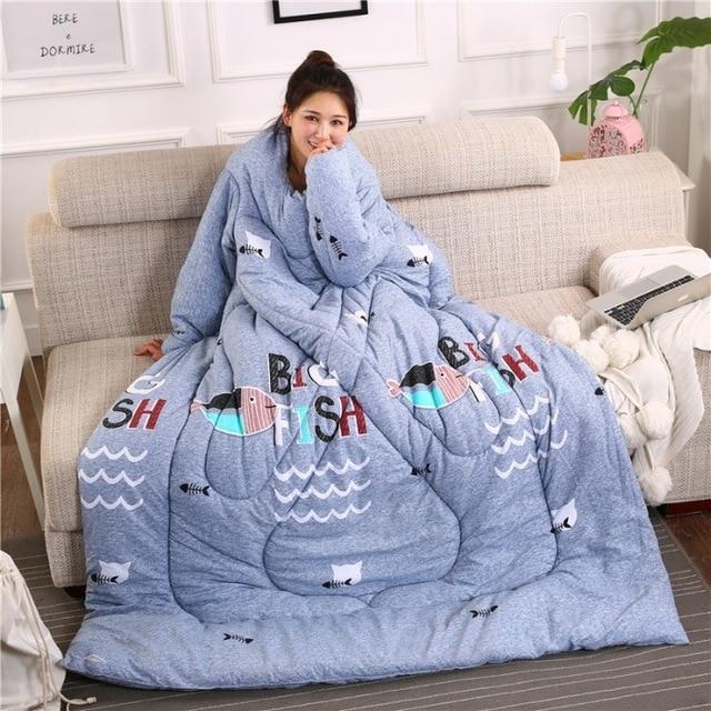 BowLift | Winter Lazy Quilt With Sleeves