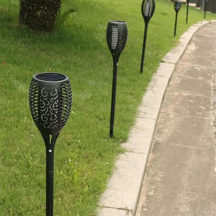 LED Solar Garden Torpedoes Deluxe 96 LED (4 pieces) | Bowlift