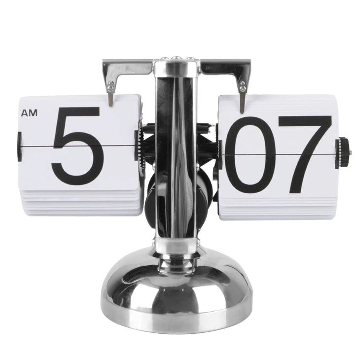 Retro Flip Clock with Automatic Turning Element | Bowlift