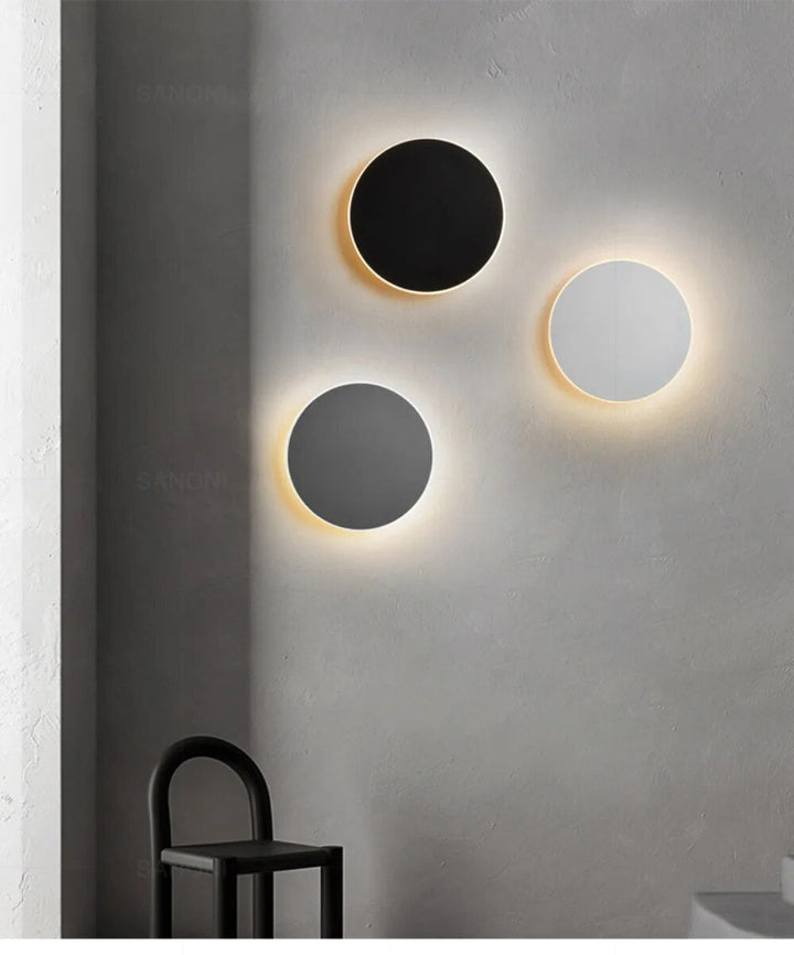 BowLift | Modern round LED wall lamp for stylish ambient lighting