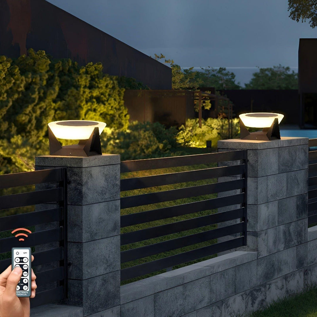 BowLift | Luxio Solar – Luxurious Solar-Powered Japanese Garden Lamp