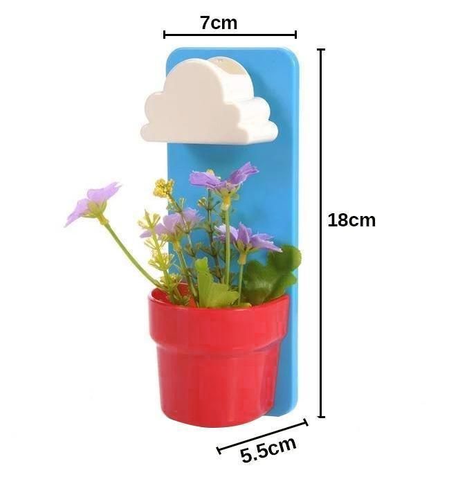 BowLift | Rain Cloud Wall Pot