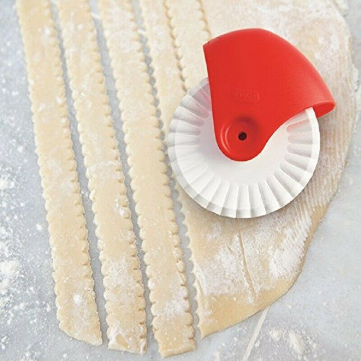 BowLift | Easy Pie Pastry Cutter Tool