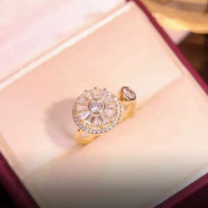 BowLift | Blooming Flower Rotating Ring