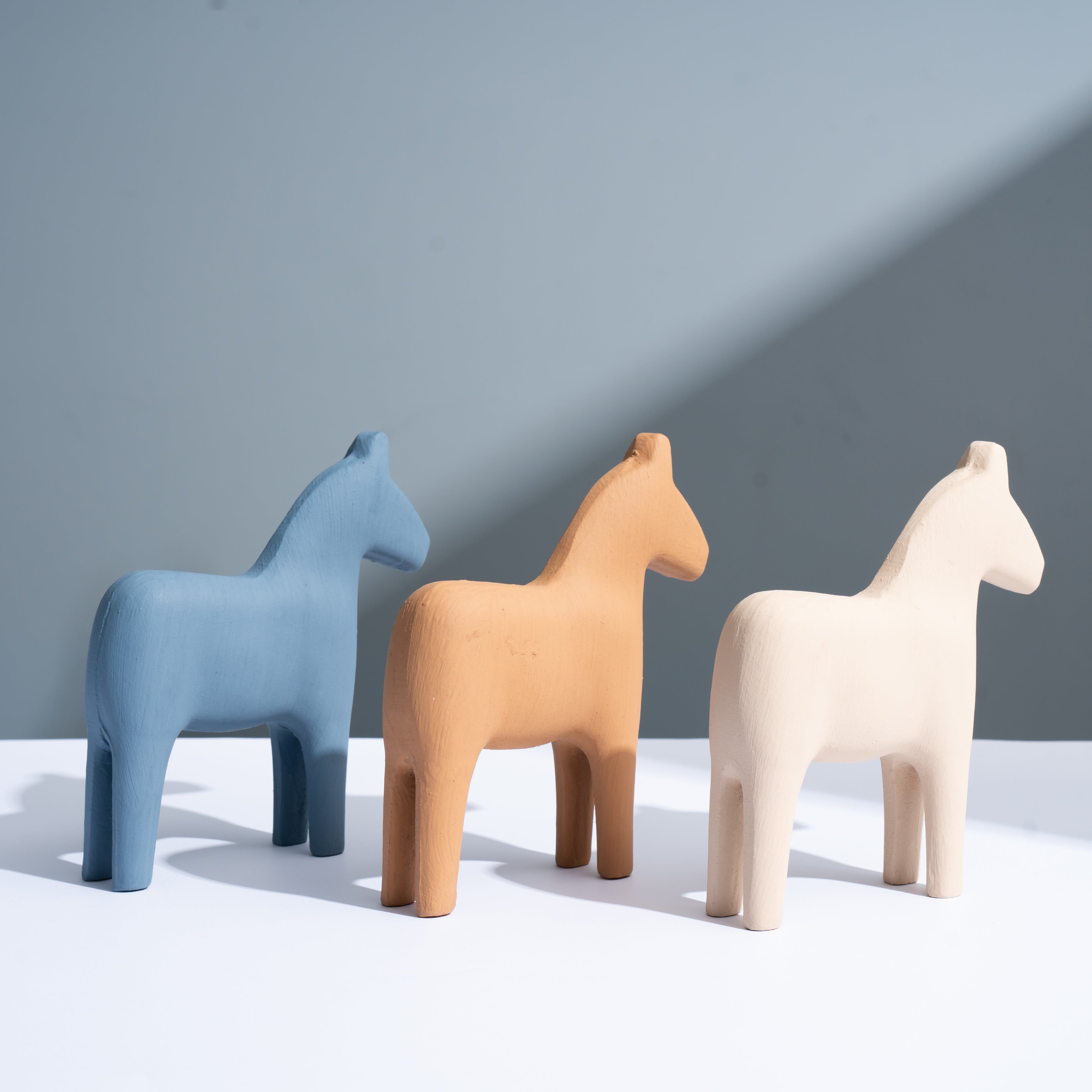 BowLift | Resin creative Minimalism horse decoration ornaments