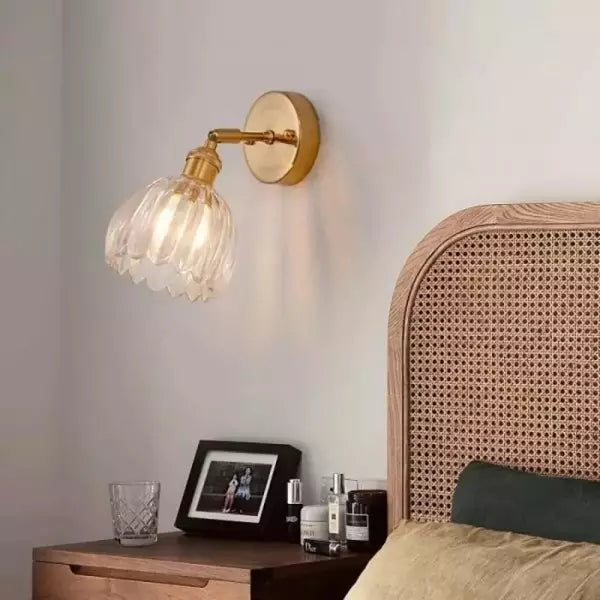 BowLift | Subtle Lighting in Retro Style